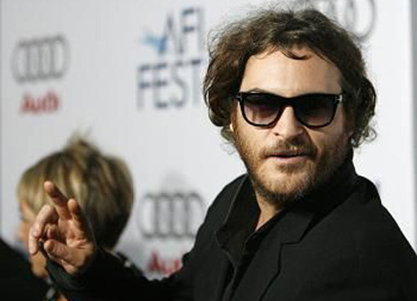 joaquin phoenix trying to be cool backfires