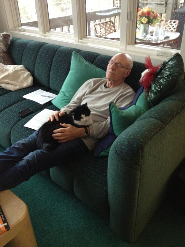 patrick stewart with cat